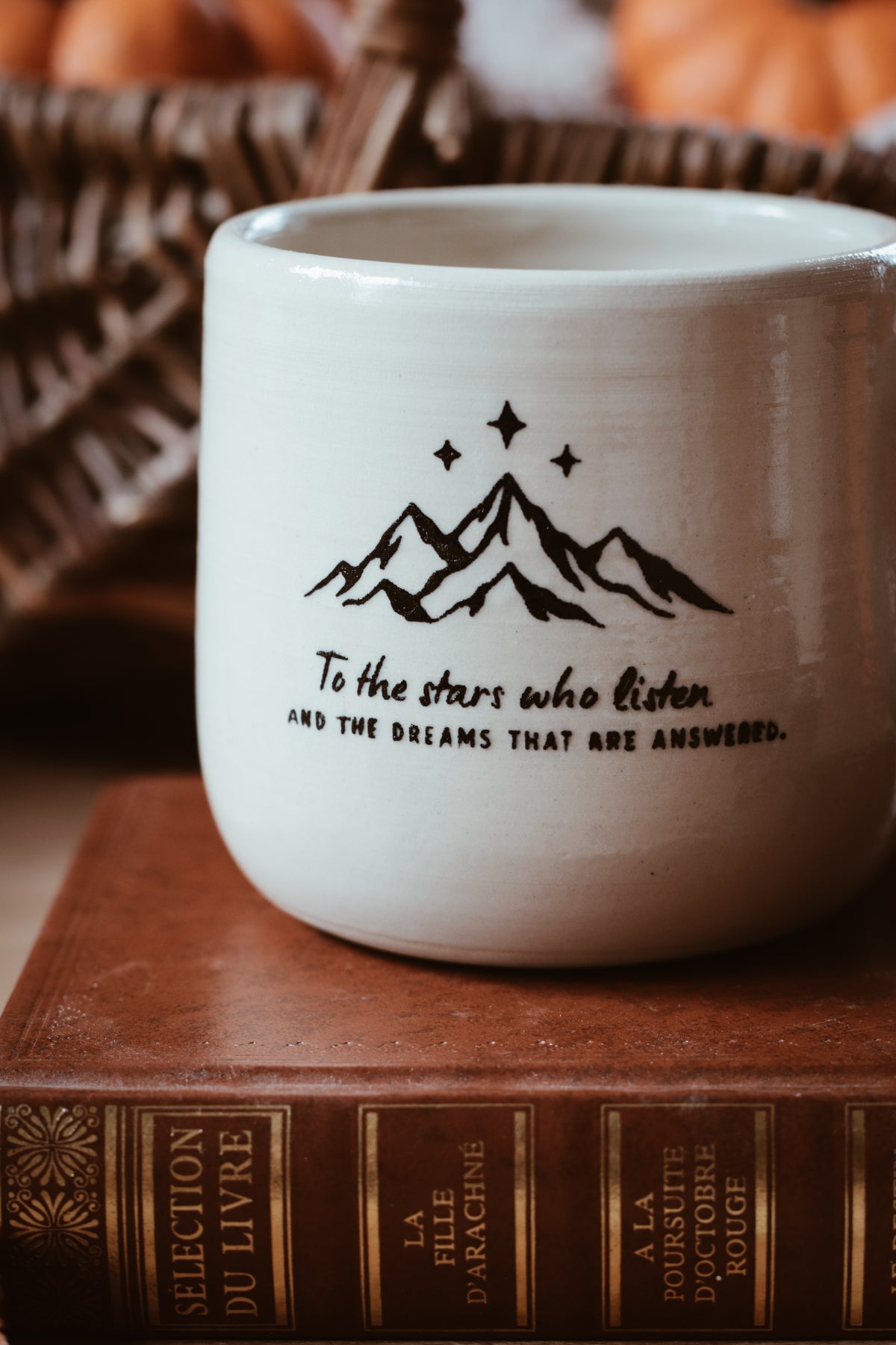 Mug "To the stars who listen " - ACOTAR